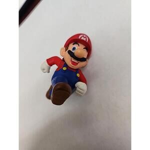 Nintendo Super Mario Bros Mario Jakks Solid Vinyl/PVC 2.5" Figure Figurine
